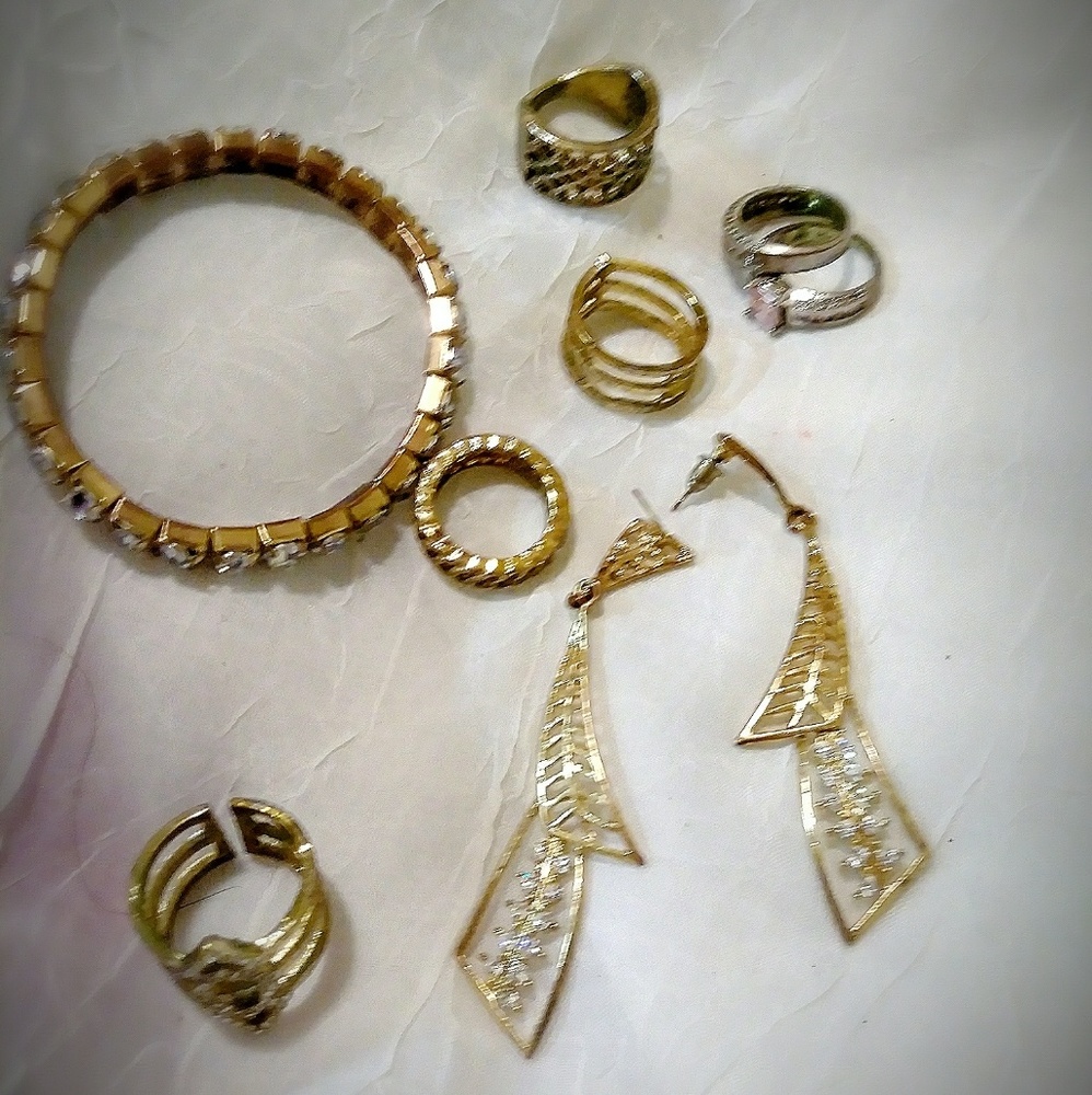 Vintage Jewelry Bundle